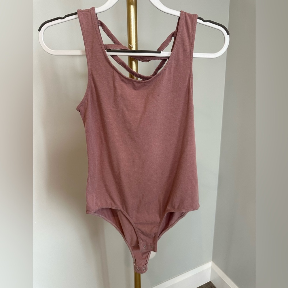 8/$20  Heart & Hops Affordable Luxury  Women's Blush Bodysuit Medium